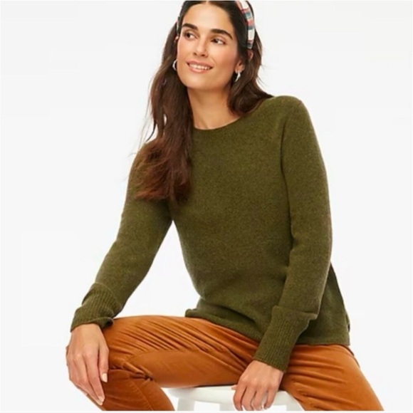 J. Crew Factory Sweaters - NWT J. Crew Women’s S Extra Soft Ribbed Wool Blend Crew Neck Sweater Preppy Cozy